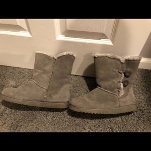 Exhilaration “Fuggs” aka Fake Uggs